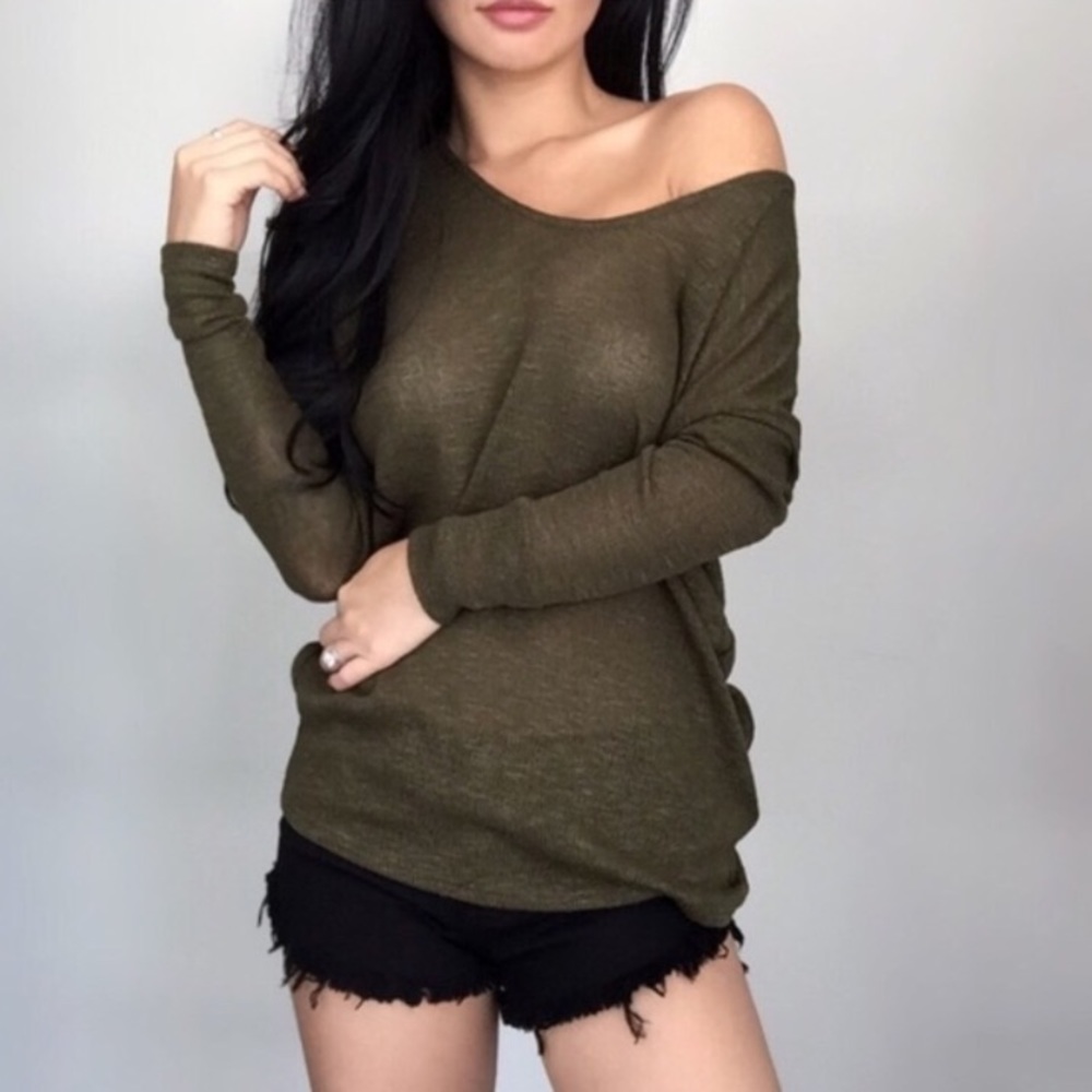 🔥REPOSH🔥 Olive Dolman Knit